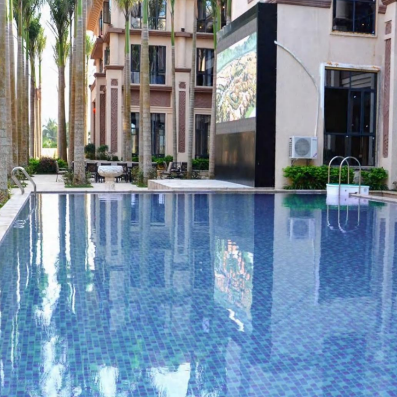 New Design Italian Style Ceramic Mosaic Tiles Perfect for Bath, Swimming Pool Spaces Luxury Waterproof Modern Tiles Decor