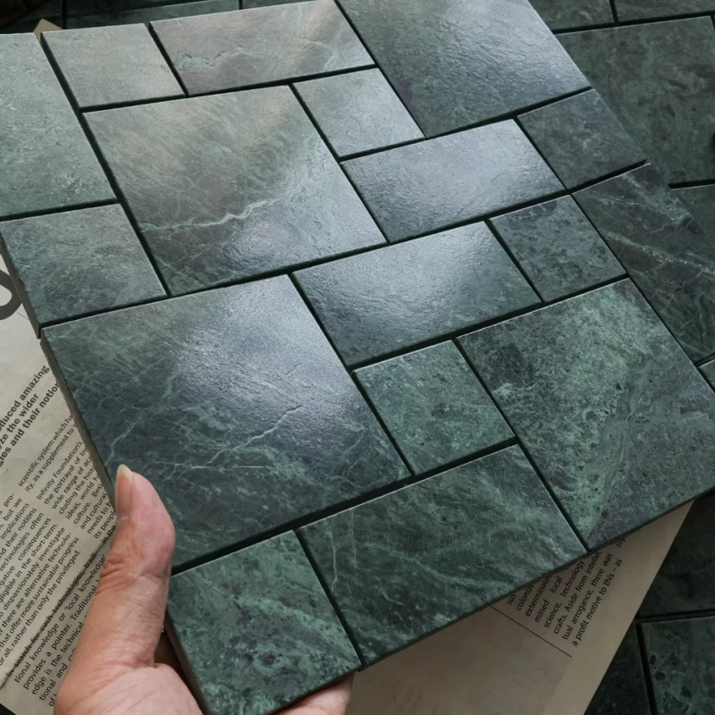 Elegant Golden 3D Aluminium Mosaic Cube for Wall Decor